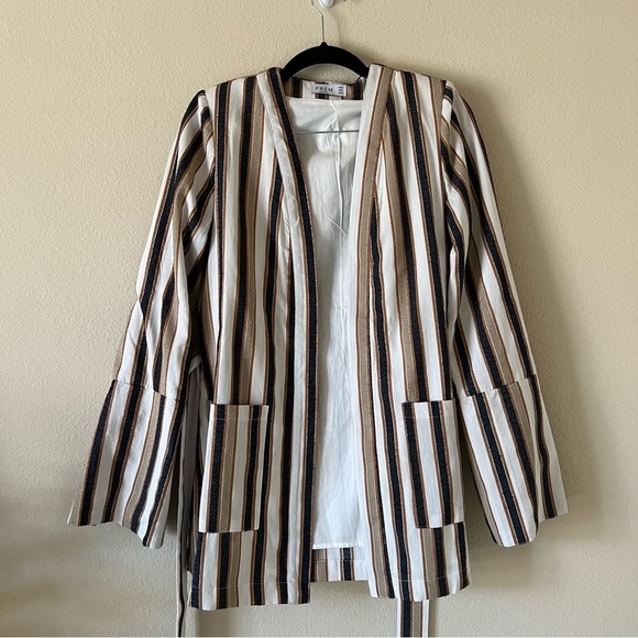 Prem the Label Striped Neutral Blazer Shorts Suit Set, size S - Picture 12 of 16